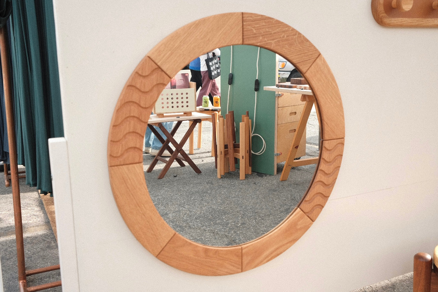 Ripple round mirror