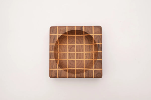 Lattice trinket tray