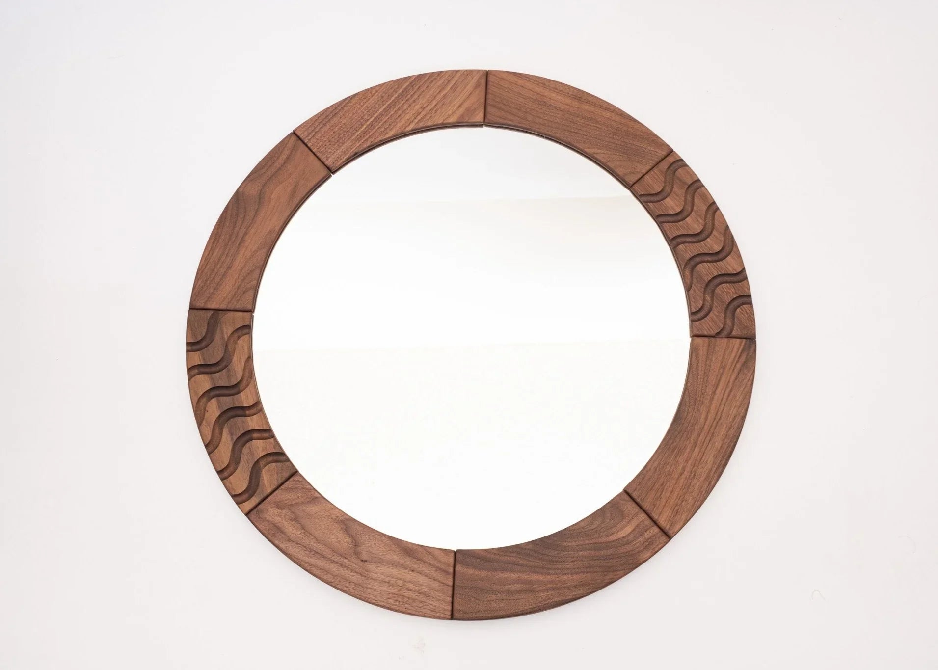Round Wood Mirror with Ripple Pattern