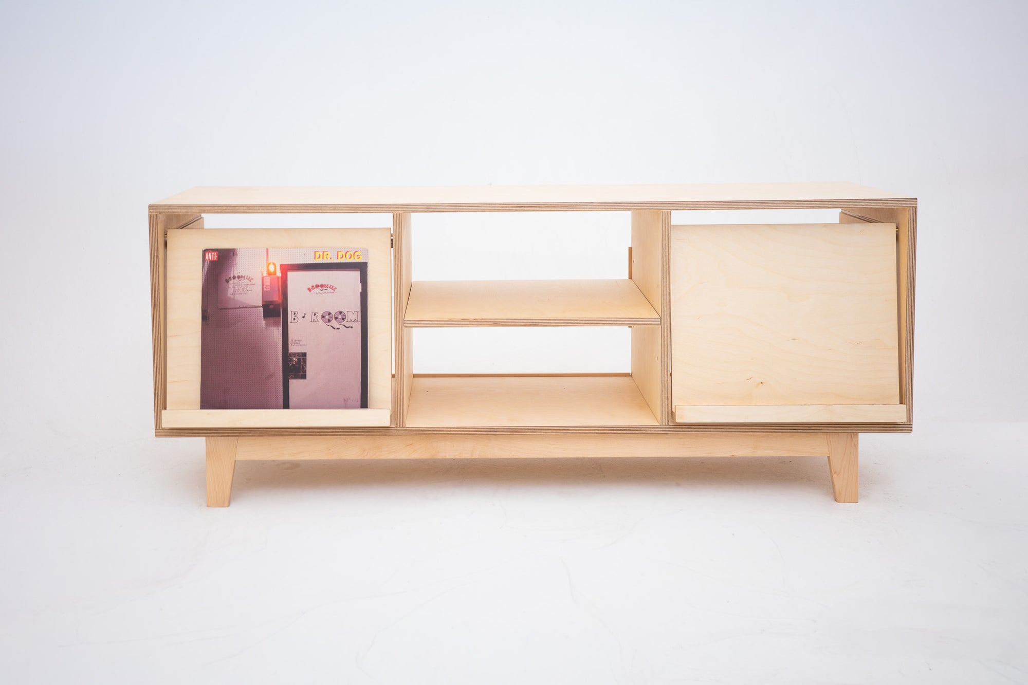 Pull-out LP display shelf detail on record console